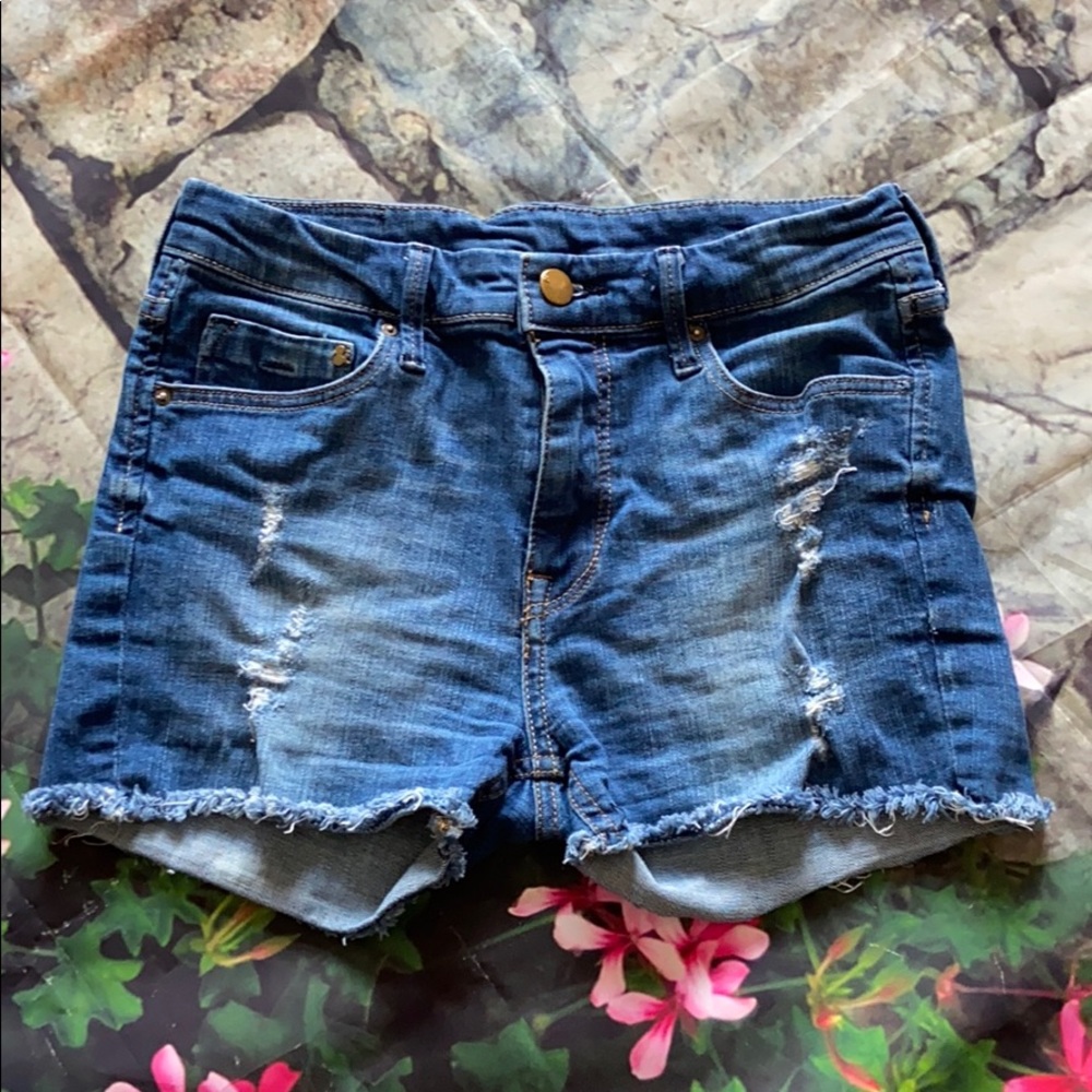 H&M High Rise Shorts - Picture 1 of 6